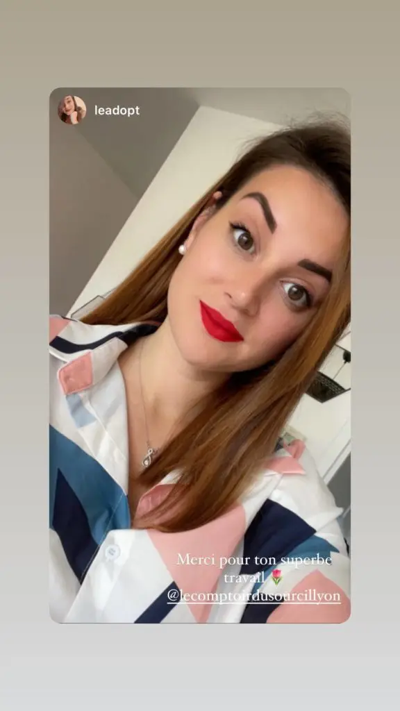 Retour cliente après un maquillage semi-permanent
